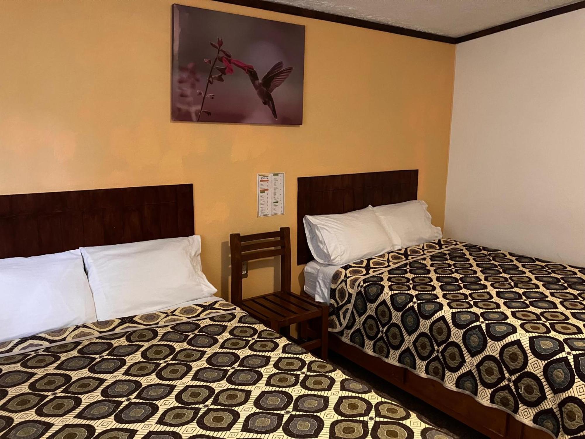 Hotel Santa Fe Чигнауапан Екстериор снимка