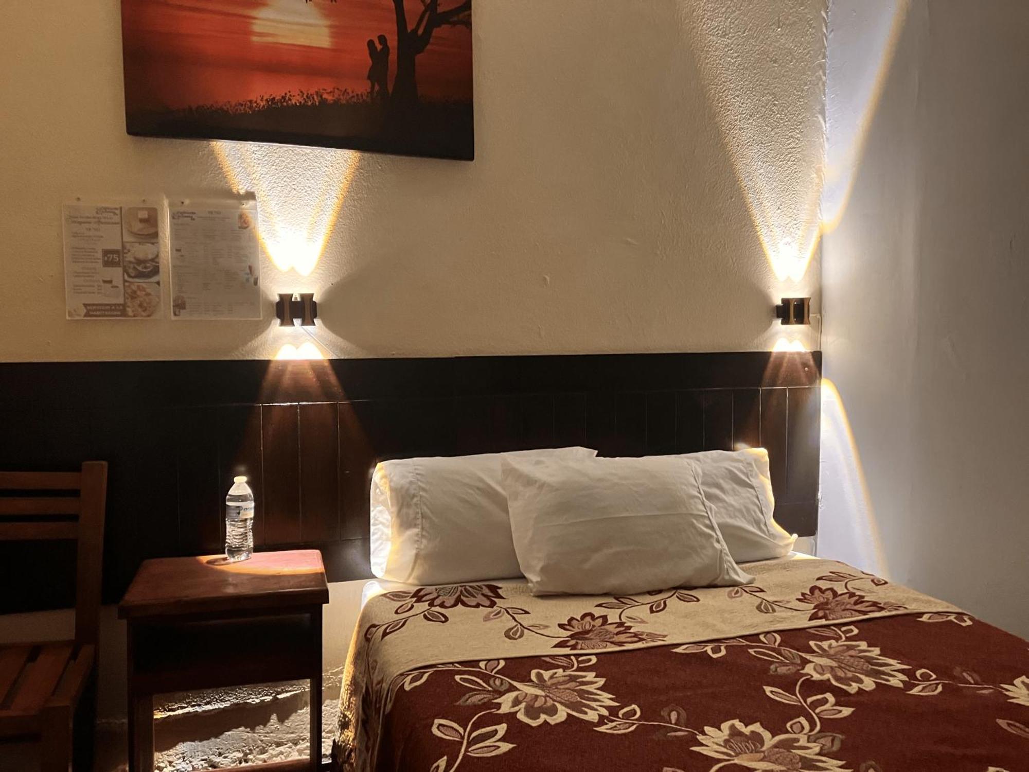 Hotel Santa Fe Чигнауапан Екстериор снимка